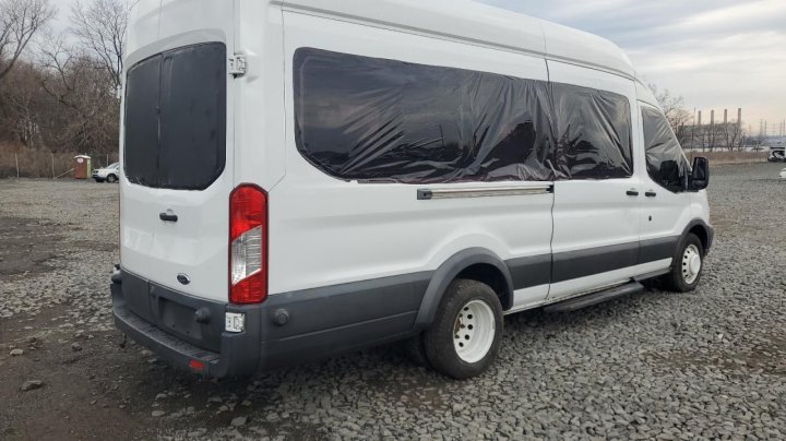 Ford TRANSIT T-350 HD 2015