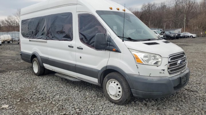 Ford TRANSIT T-350 HD 2015