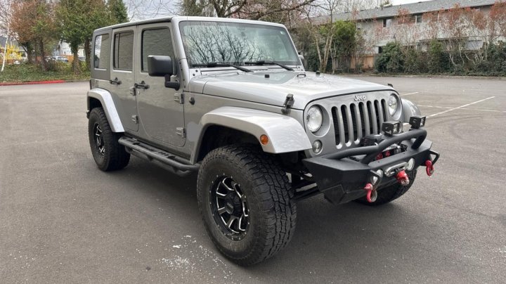 JEEP WRANGLER SAHARA 2015