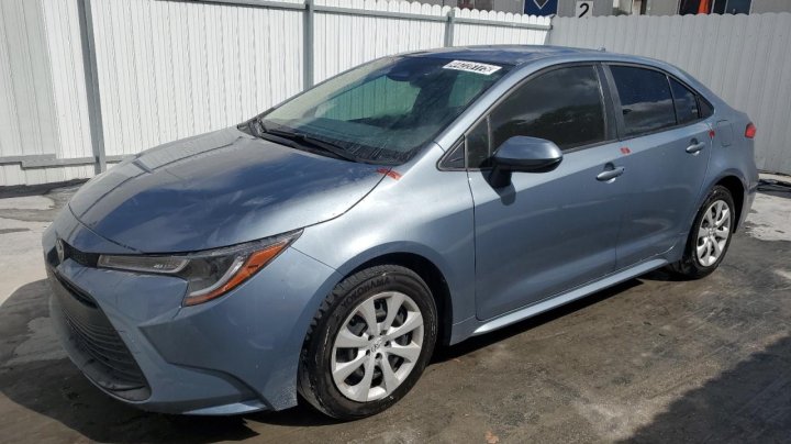 Toyota Corolla LE 2023