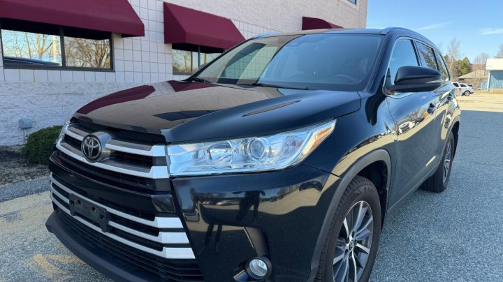 Toyota Highlander SE 2019