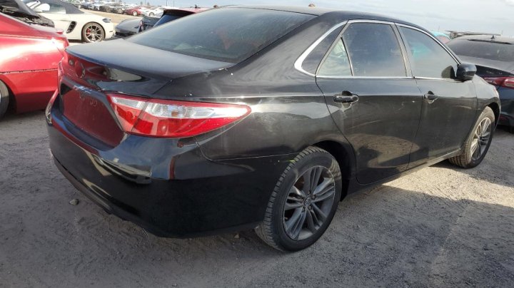 Toyota Camry LE 2016