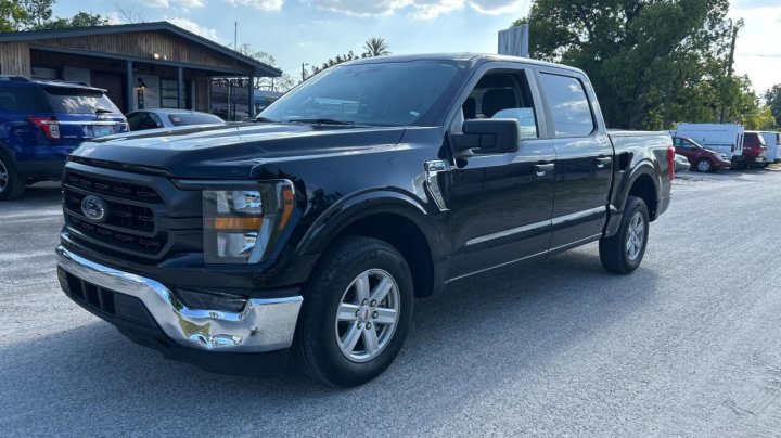 Ford F-150 SUPERCREW 2023