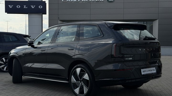 Volvo EX90 Ultra AWD 2025