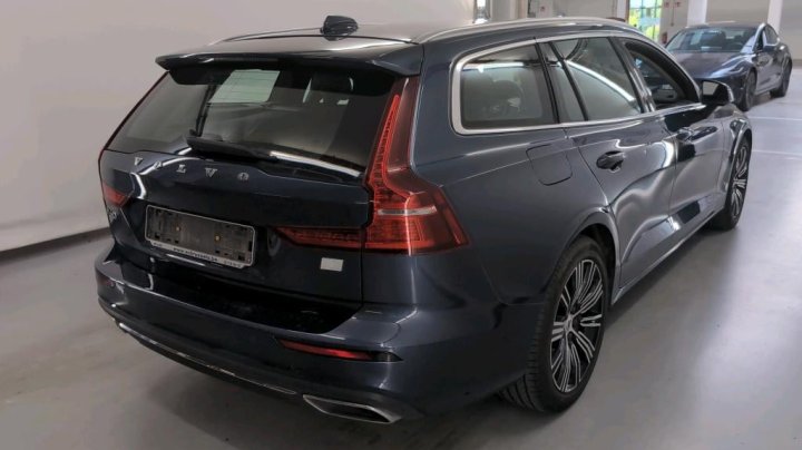 Volvo V60 2021