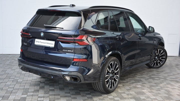 BMW X5 xDrive30d 2025
