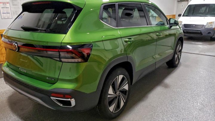 Volkswagen TAOS  2025