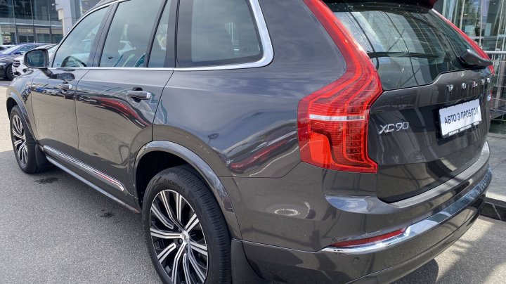 Volvo XC90 Plus Bright AWD 2022