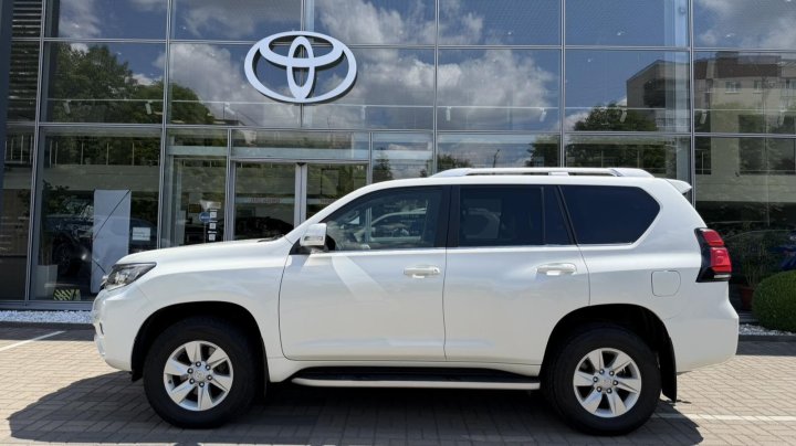 Toyota Land Cruiser Prado Elegance 2020