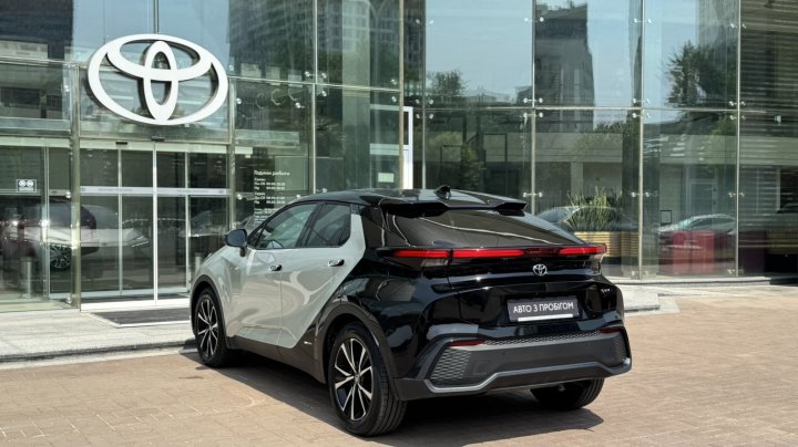 Toyota C-HR GR SPORT 2024