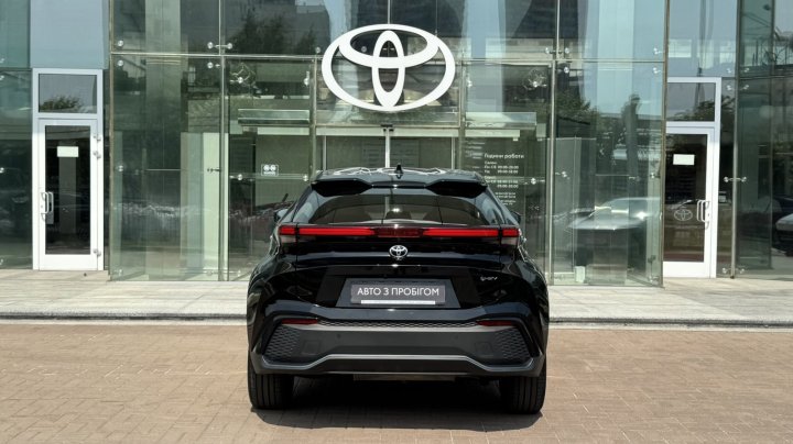 Toyota C-HR GR SPORT 2024