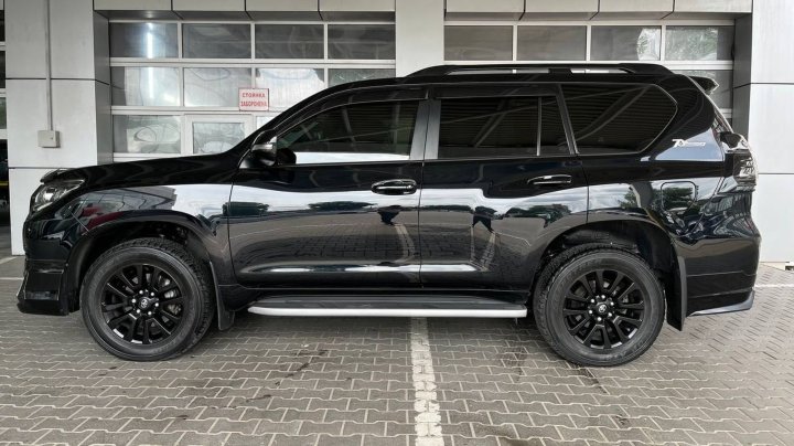 Toyota Land Cruiser Prado Comfort 2021