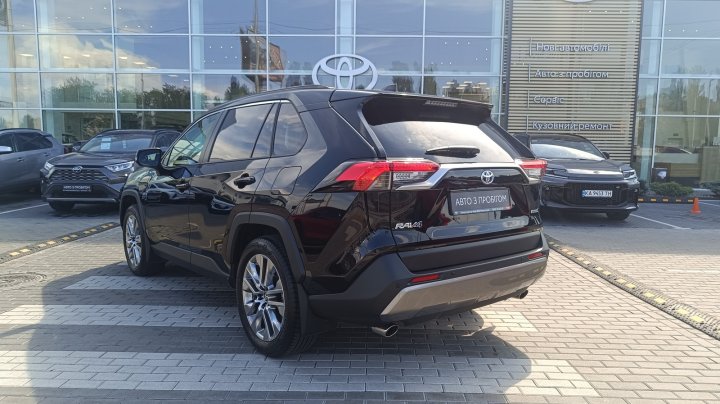 Toyota RAV4 Premium 2024