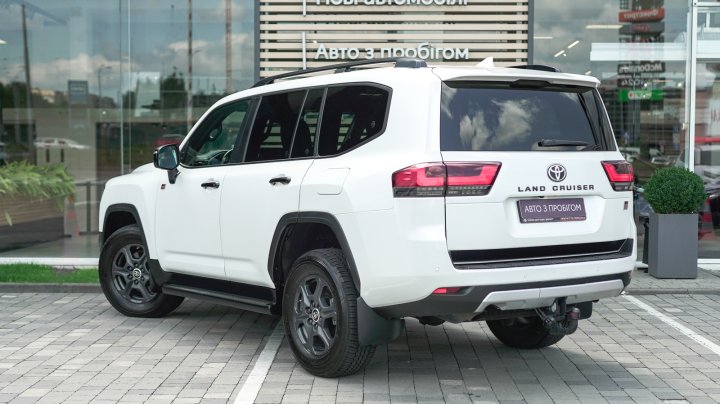 Toyota Land Cruiser GR SPORT 2023