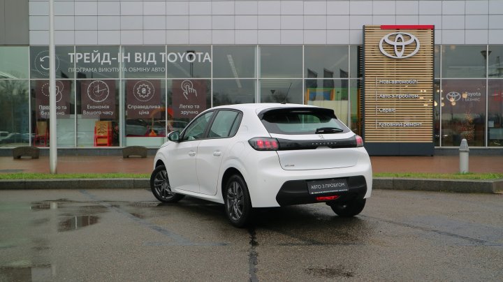 Peugeot 208 Comfort 2021