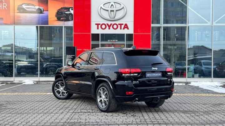 Jeep Grand Cherokee 2021