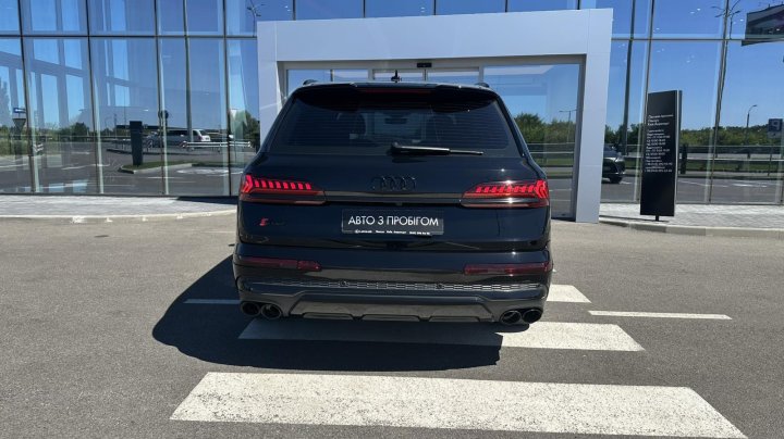 Audi Sq7 2021