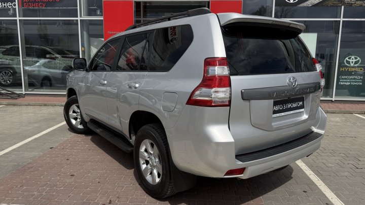 Toyota Land Cruiser Prado Comfort 2014