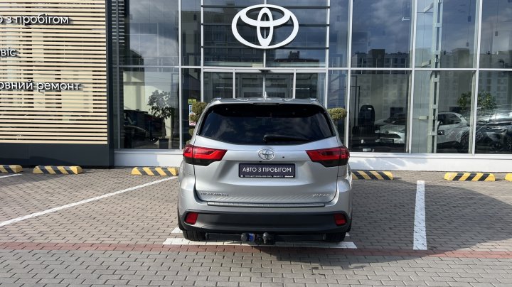 Toyota Highlander 2018