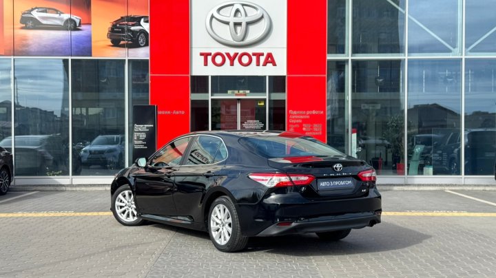 Toyota Camry 2018