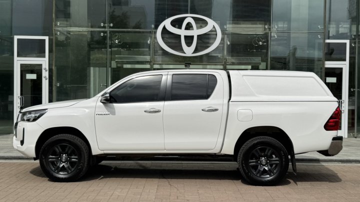Toyota Hilux Comfort 2023