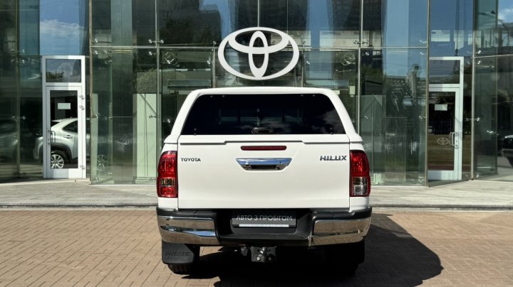 Toyota Hilux Comfort 2023