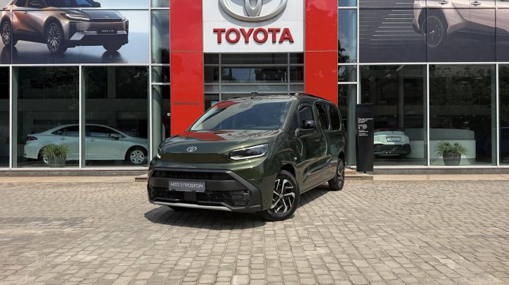 Toyota Proace City Verso Comfort 2024