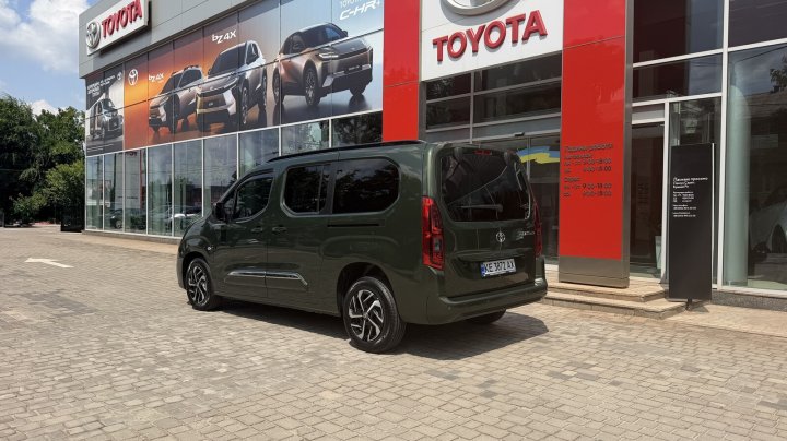 Toyota Proace City Verso Comfort 2024