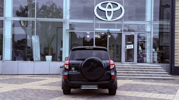 Toyota RAV4 Sol 2011